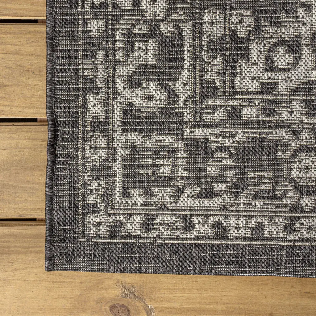 10' Black And Gray Medallion Indoor Outdoor Runner Rug Homeroots Outdoor