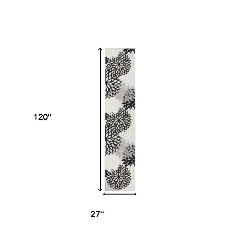 10' Black And White Indoor Outdoor Runner Rug Homeroots Outdoor