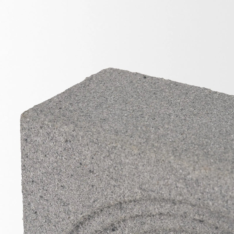 10" Gray Resin Tabletop Sculpture Homeroots Home Decor