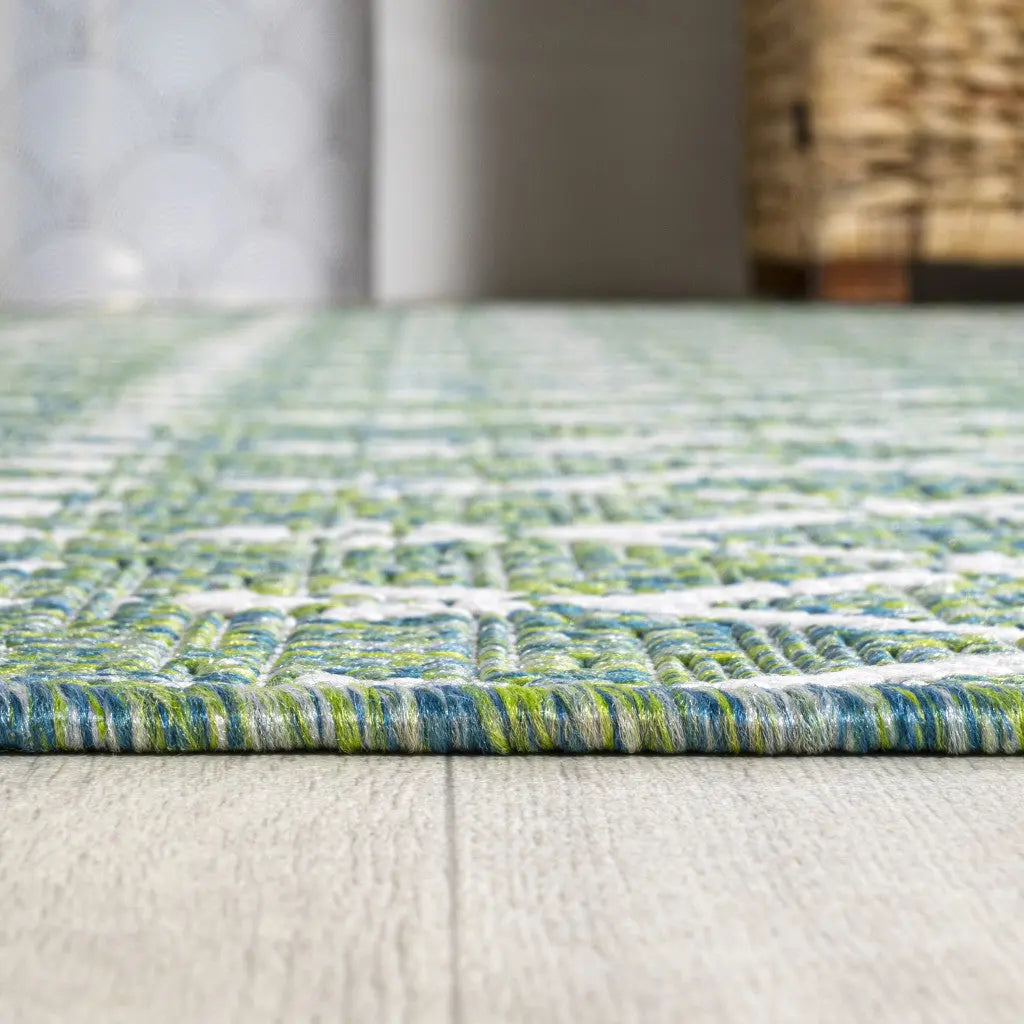 10' Green And Cream Trellis Indoor Outdoor Runner Rug Homeroots Outdoor