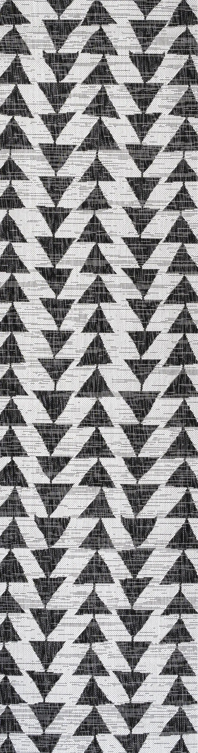 10' Ivory And Black Geometric Indoor Outdoor Runner Rug Homeroots Outdoor