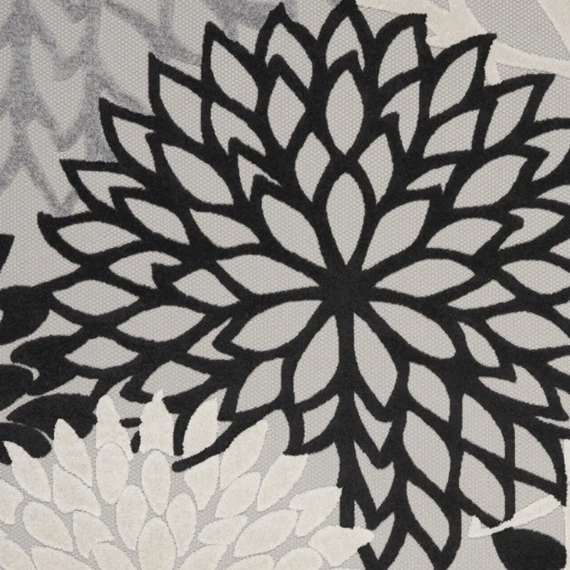 10' X 13' Black And White Floral Indoor Outdoor Area Rug Homeroots Outdoor