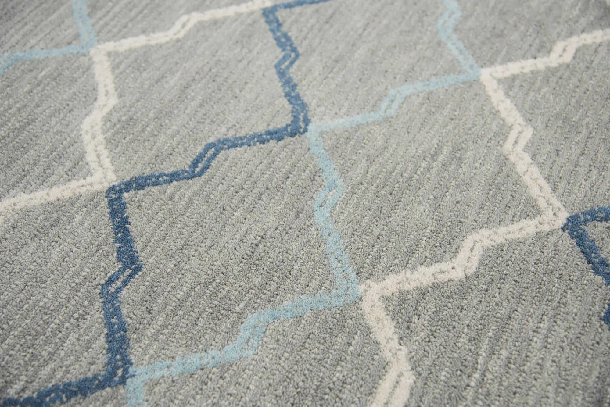 10' X 13' Gray And Blue Wool Trellis Hand Tufted Area Rug Homeroots Home Decor