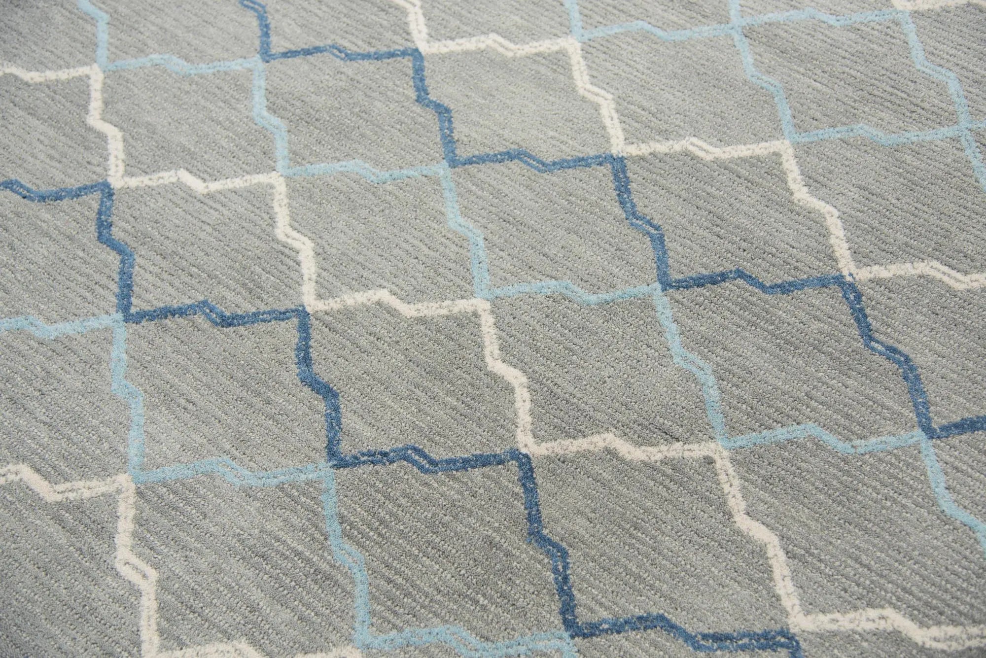 10' X 13' Gray And Blue Wool Trellis Hand Tufted Area Rug Homeroots Home Decor