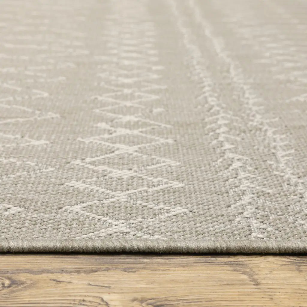10' X 13' Gray And Ivory Indoor Outdoor Area Rug Homeroots Outdoor