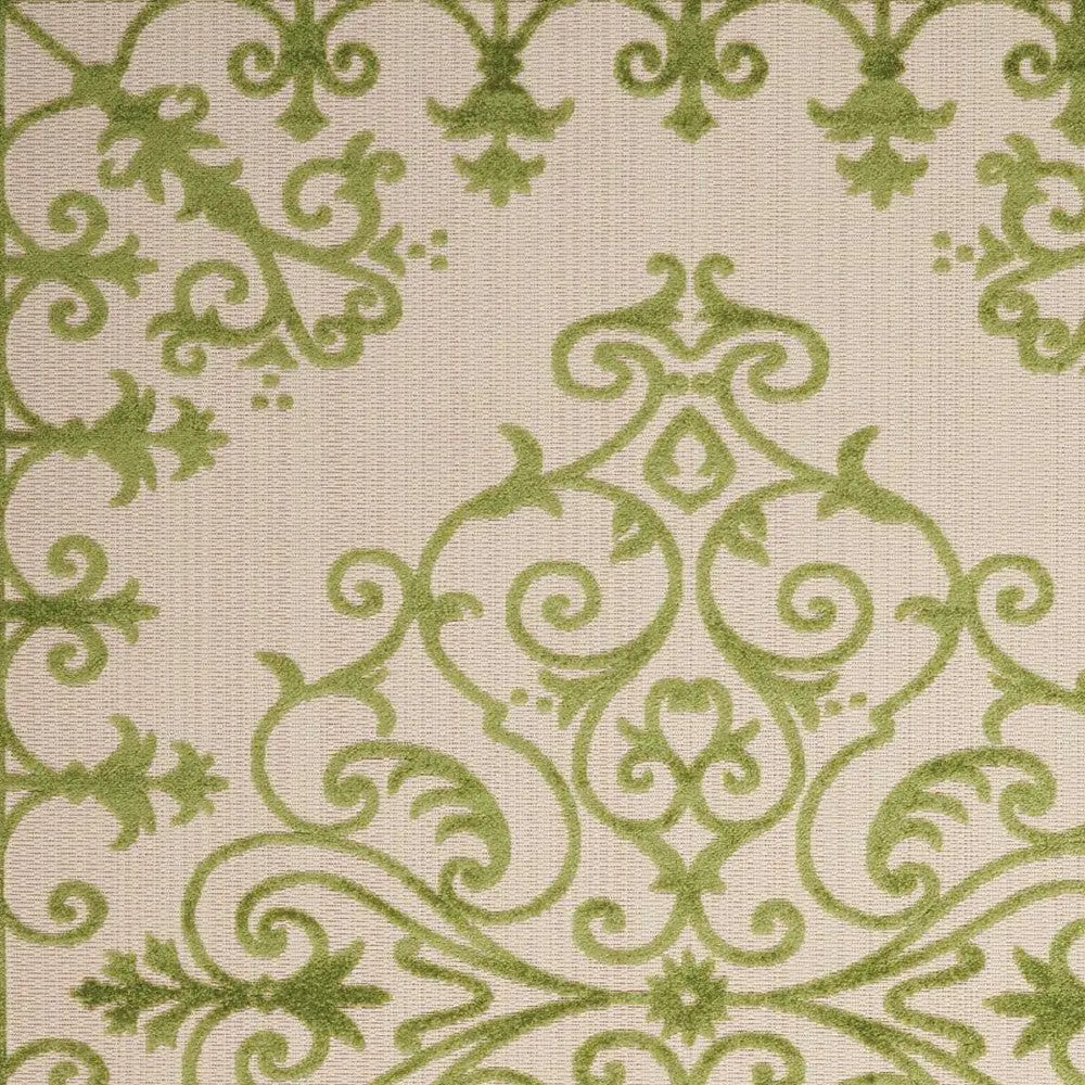10' X 13' Green Indoor Outdoor Area Rug - GreatEagleInc