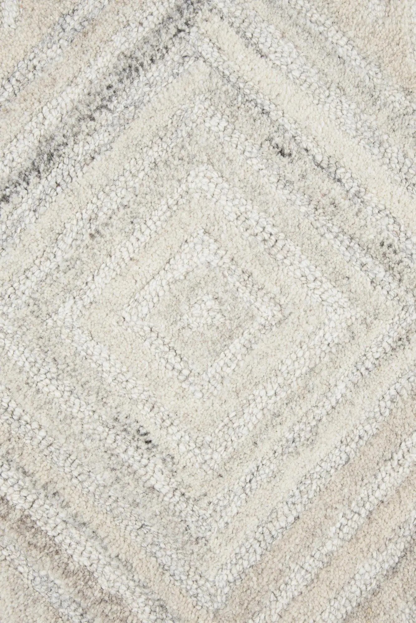 10' X 13' Ivory And Natural Wool Diamond Hand Tufted Area Rug Homeroots Home Decor