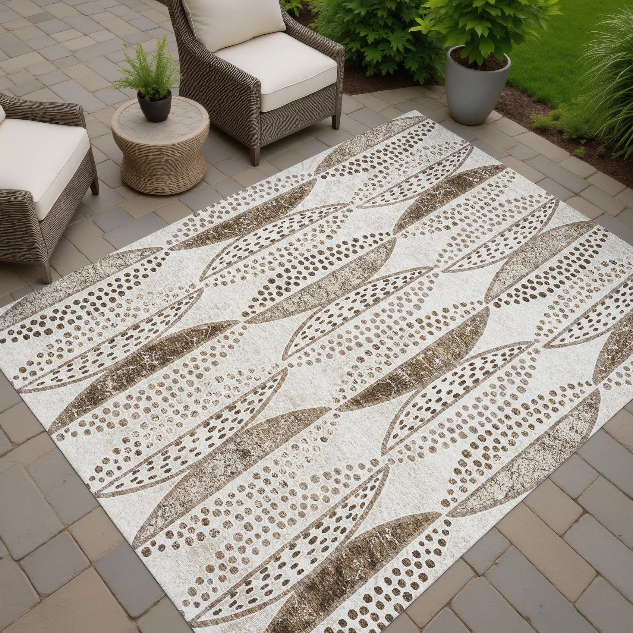 10' X 14' Beige And Blue Geometric Washable Indoor Outdoor Area Rug Homeroots Outdoor