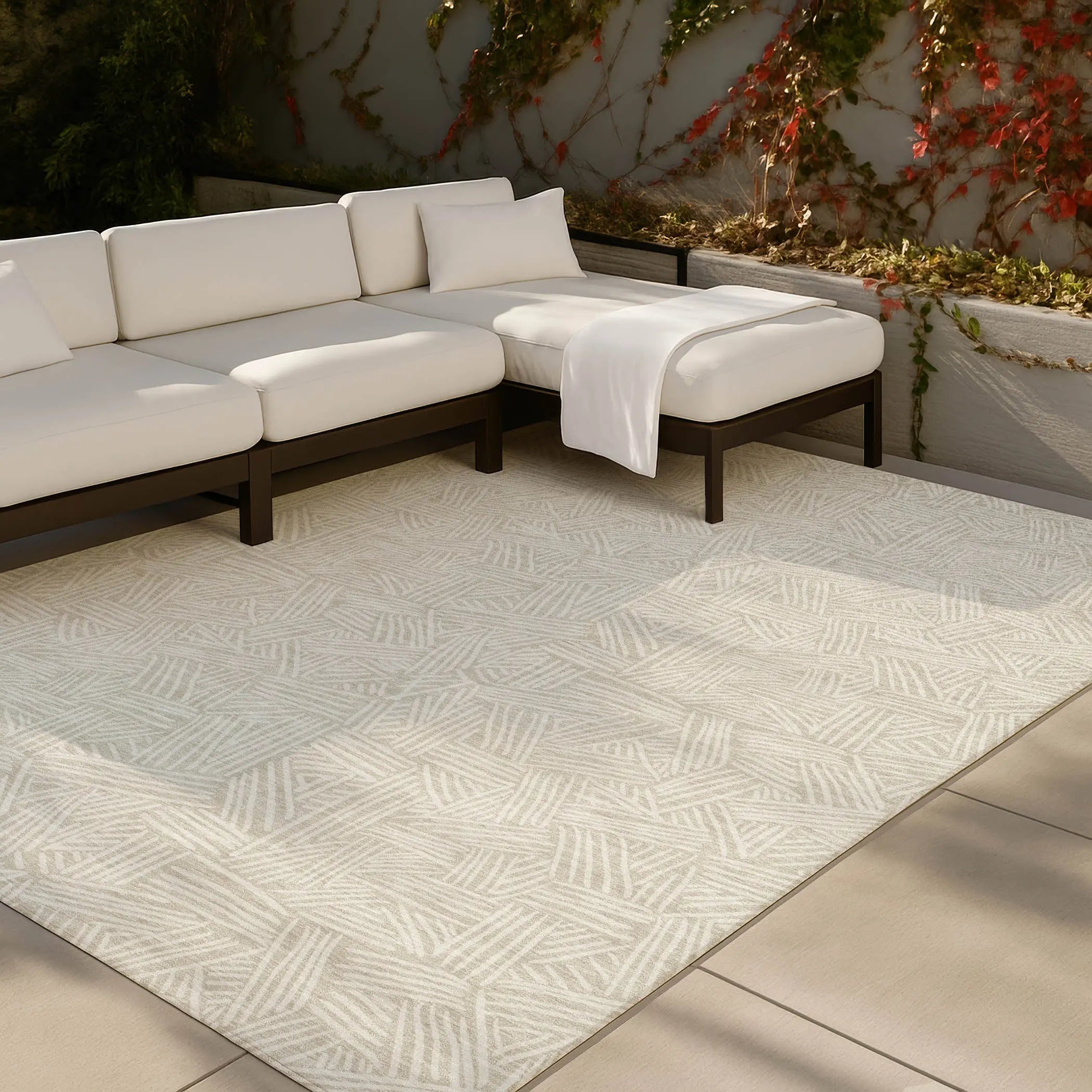 10' X 14' Beige And Ivory Geometric Washable Indoor Outdoor Area Rug Homeroots Outdoor