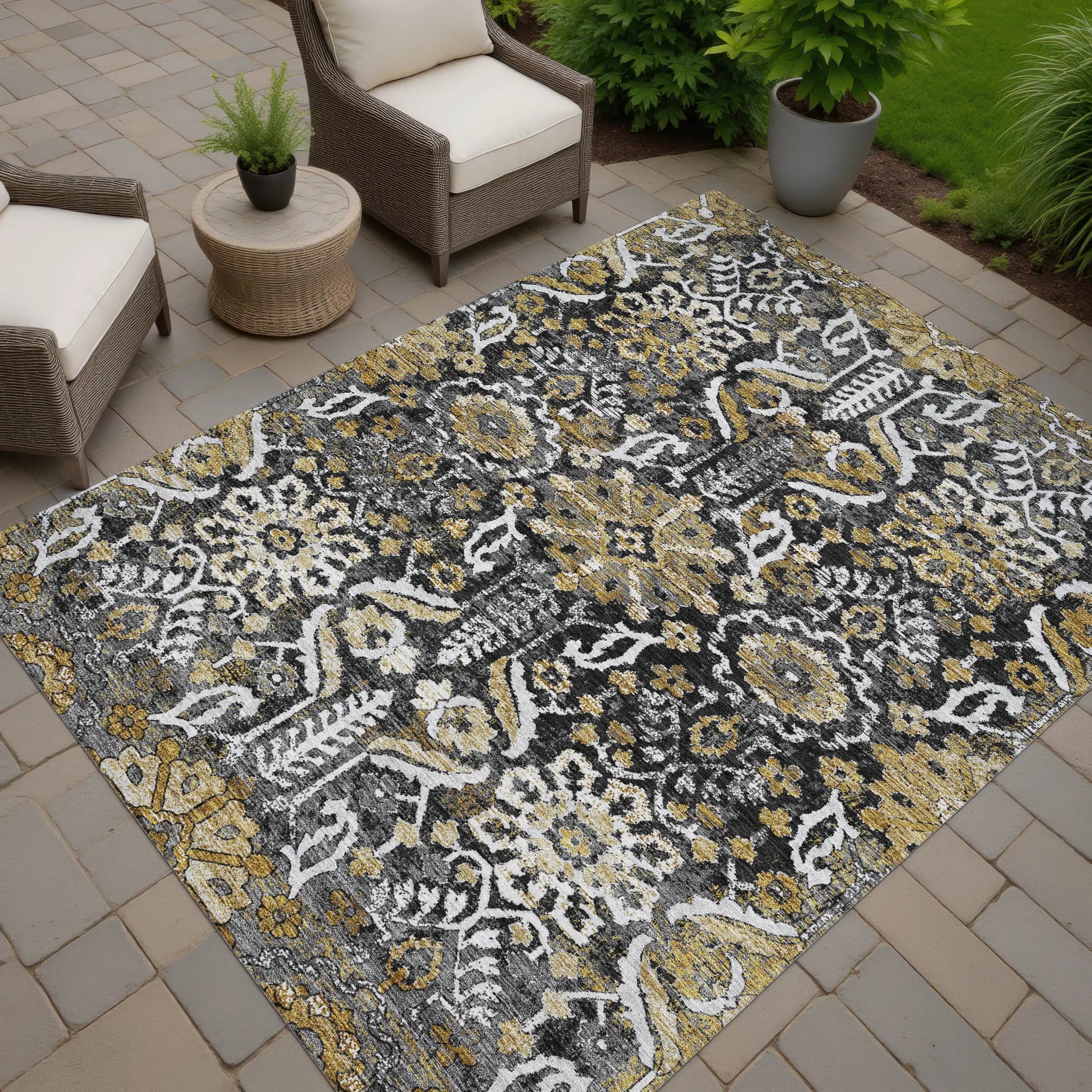 10' X 14' Black And Graphite Damask Washable Indoor Outdoor Area Rug Homeroots Outdoor