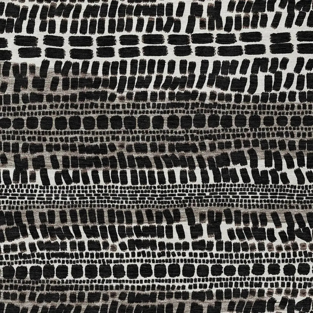 10' X 14' Black And Ivory Abstract Washable Indoor Outdoor Area Rug Homeroots Outdoor