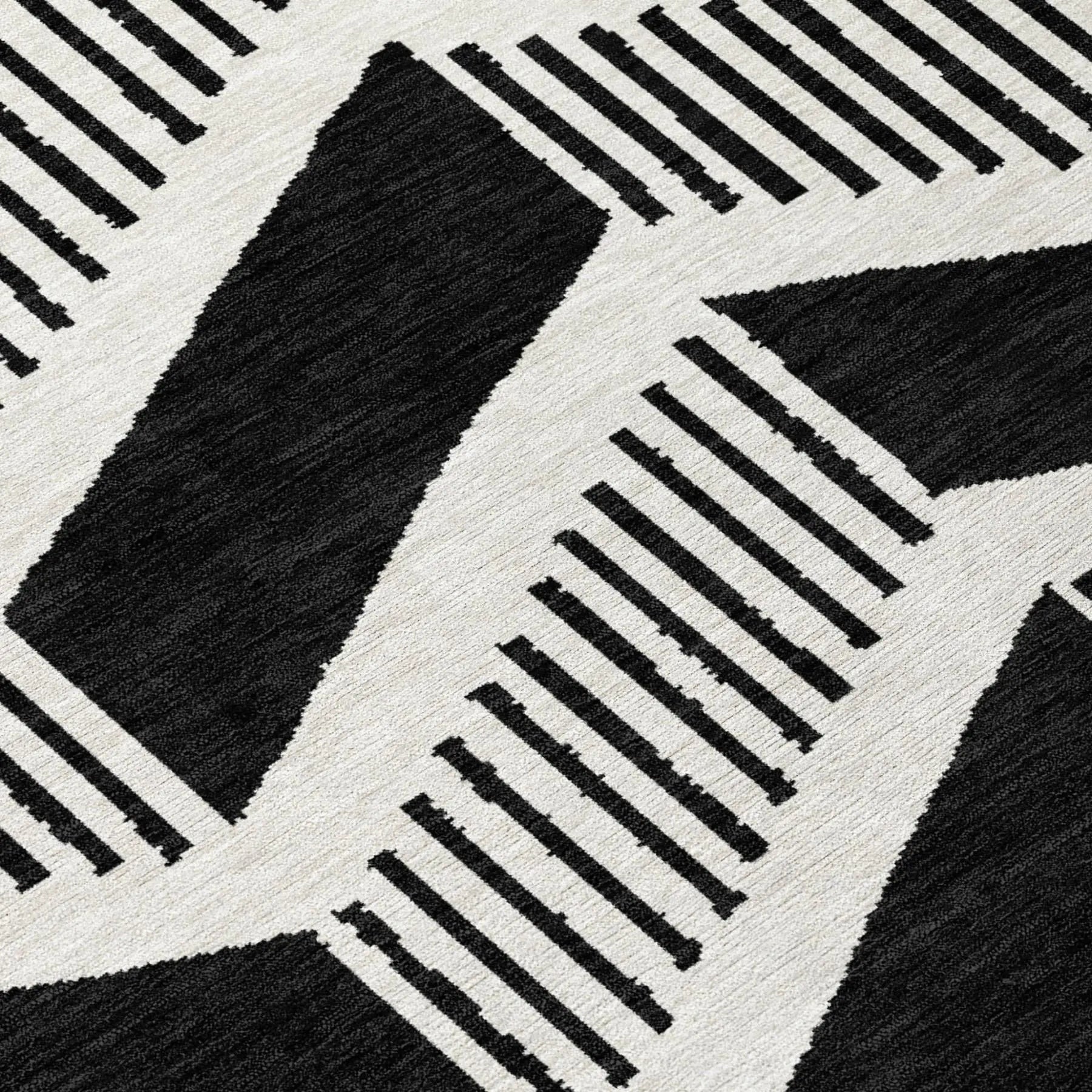 10' X 14' Black And Ivory Geometric Washable Indoor Outdoor Area Rug Homeroots Outdoor