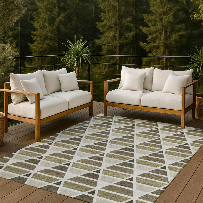 10' X 14' Brown And Pewter Geometric Washable Indoor Outdoor Area Rug Homeroots Outdoor