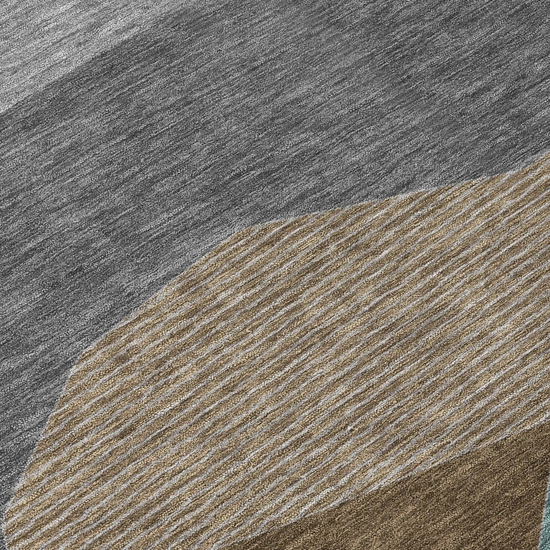 10' X 14' Gray And Silver Geometric Washable Indoor Outdoor Area Rug Homeroots Outdoor