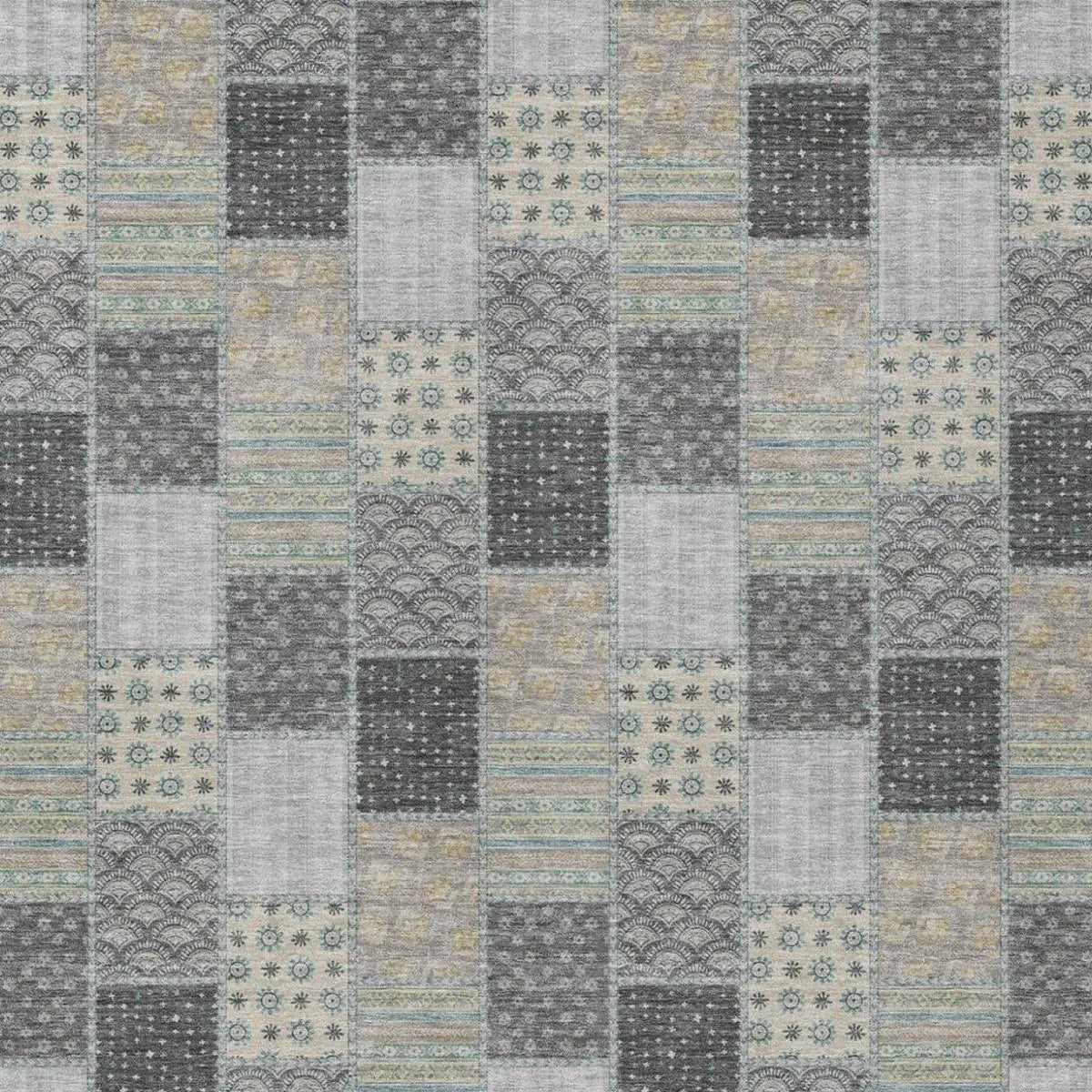10' X 14' Gray And Silver Patchwork Washable Indoor Outdoor Area Rug Homeroots Outdoor