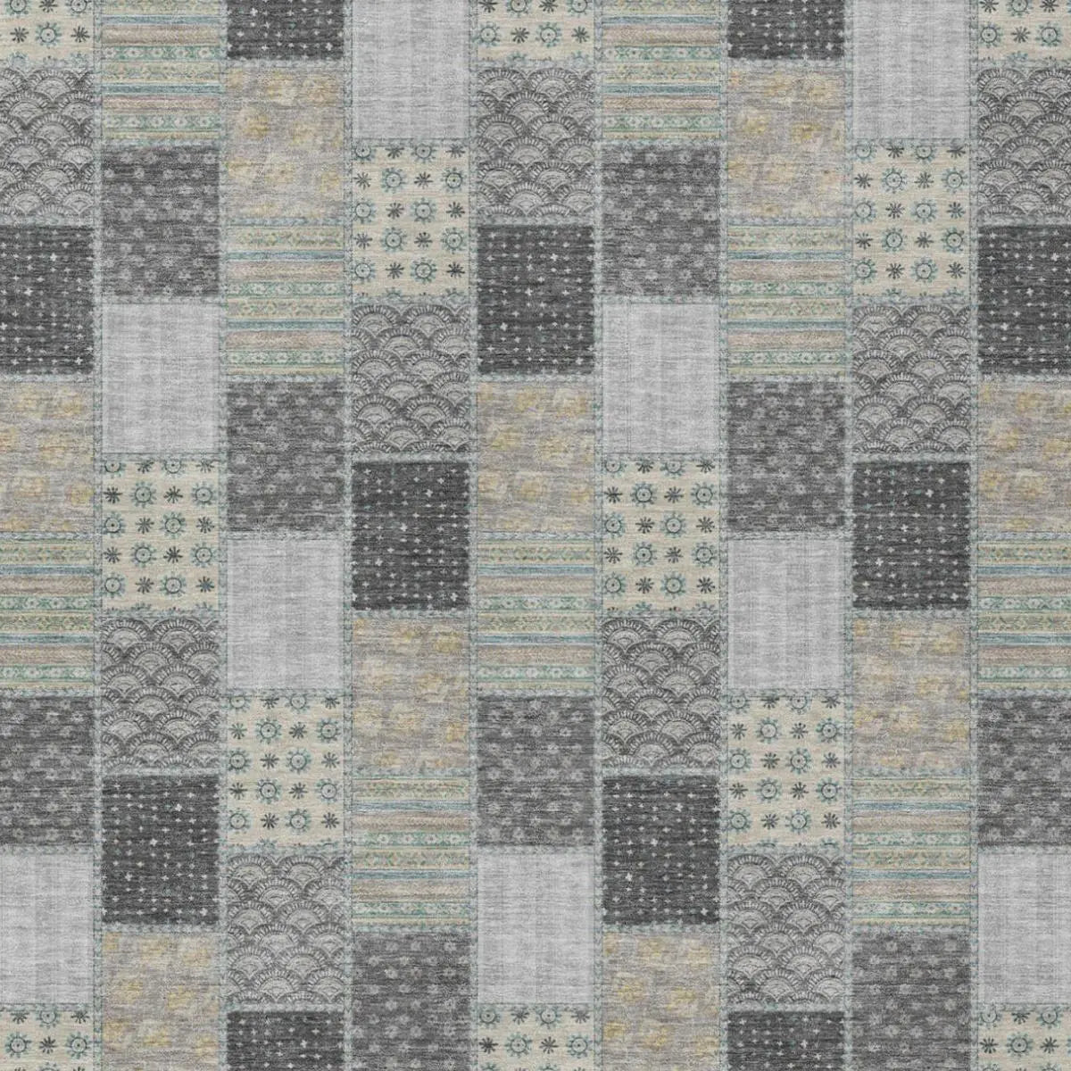 10' X 14' Gray And Silver Patchwork Washable Indoor Outdoor Area Rug Homeroots Outdoor