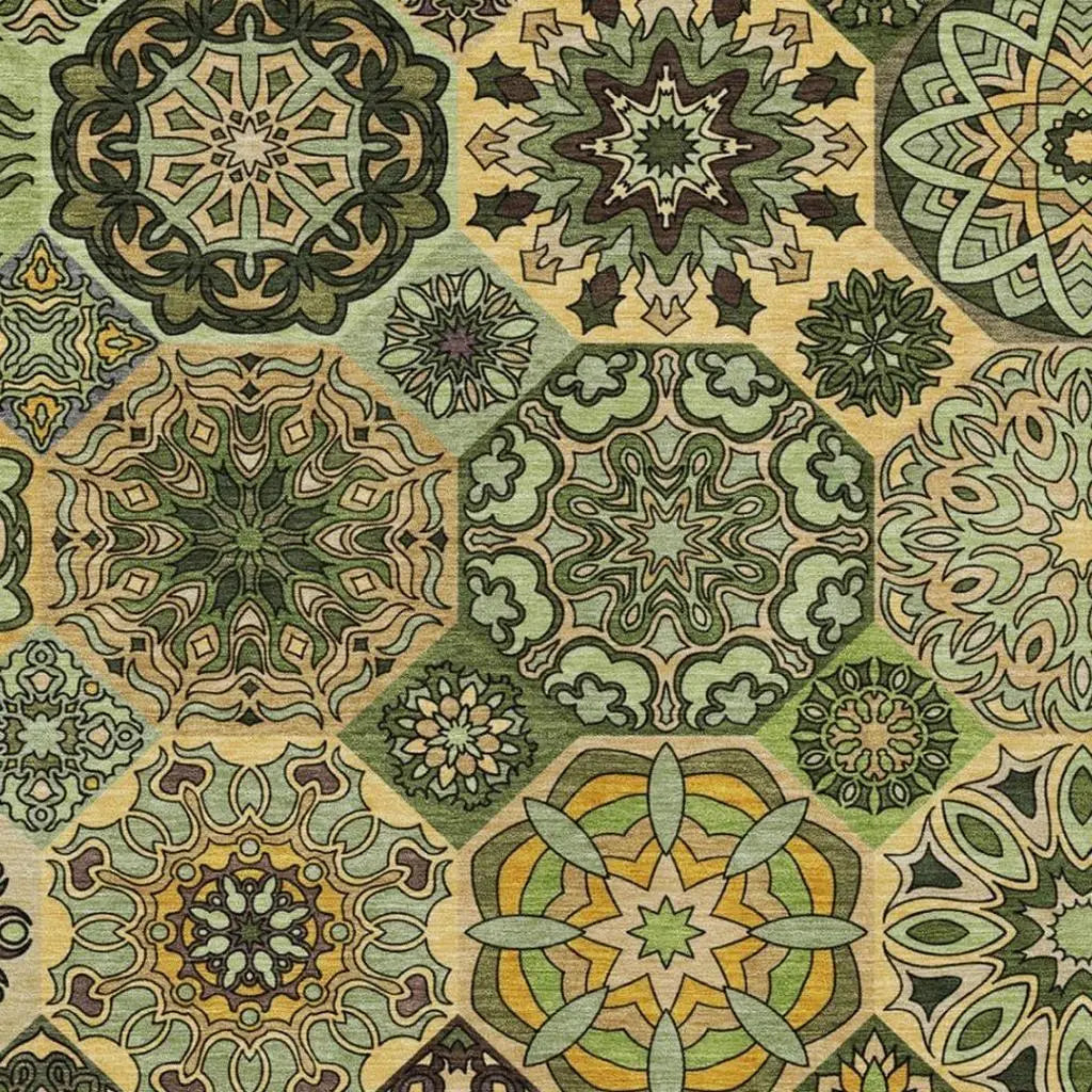 10' X 14' Green And Olive Green Patchwork Washable Indoor Outdoor Area Rug Homeroots Outdoor