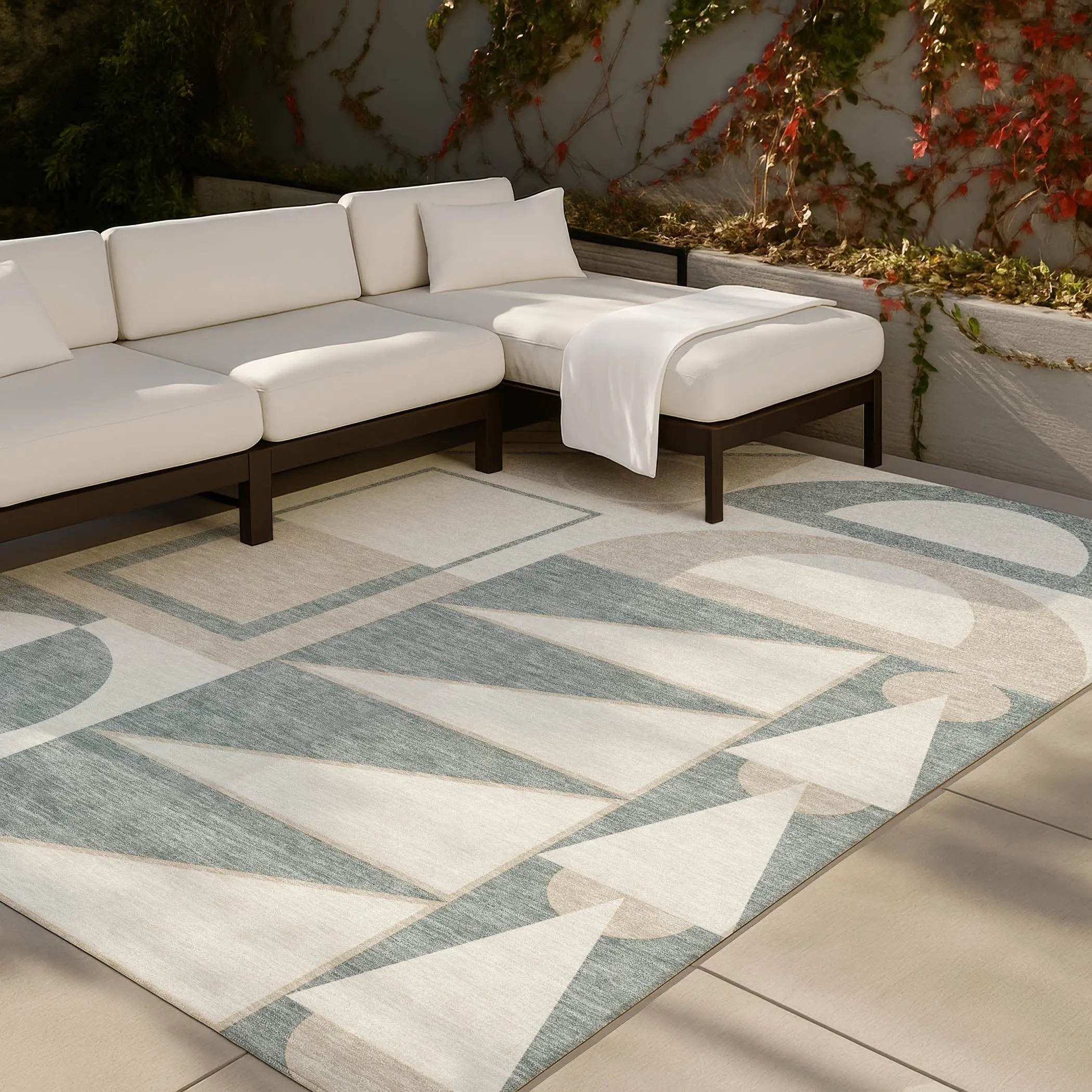 10' X 14' Ivory And Beige Geometric Washable Indoor Outdoor Area Rug Homeroots Outdoor