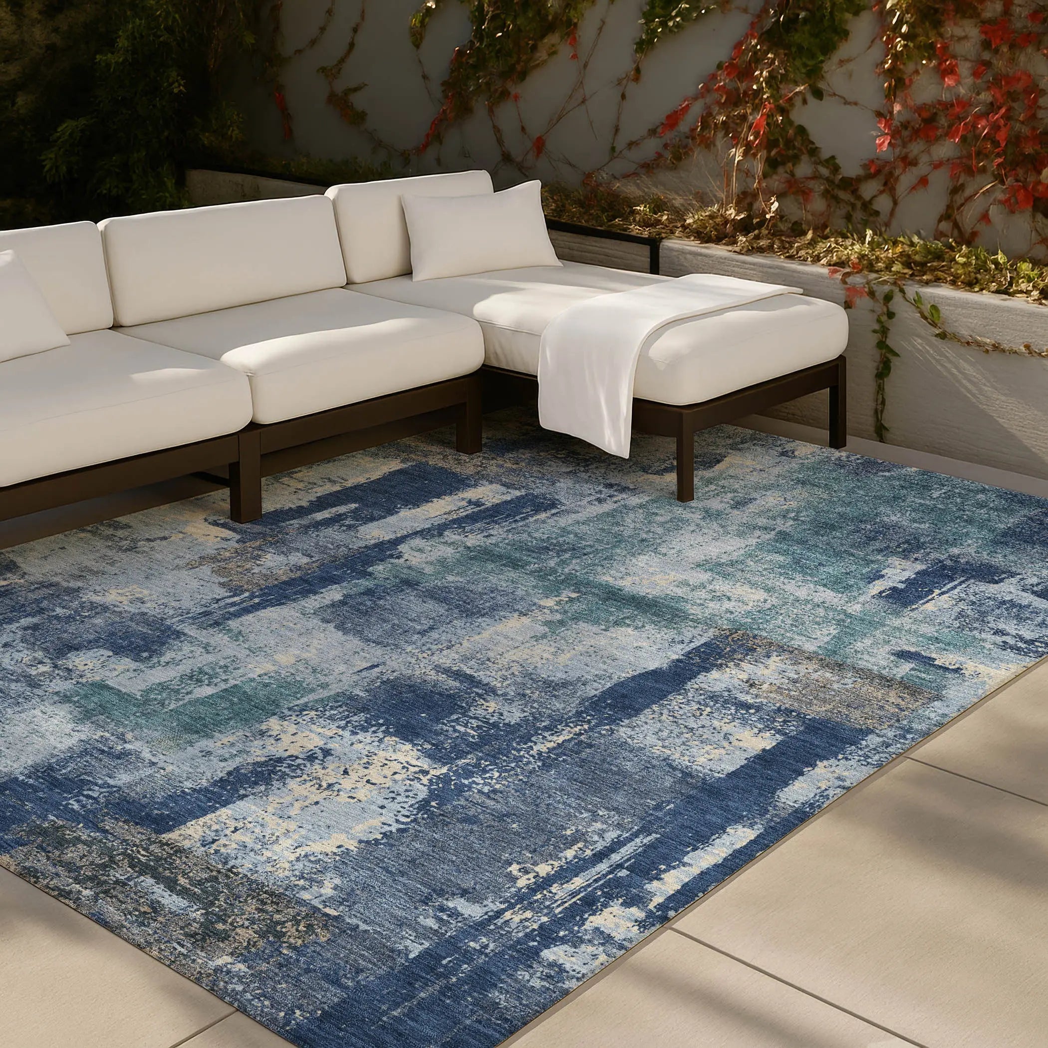 10' X 14' Navy Blue And Ivory Abstract Washable Indoor Outdoor Area Rug Homeroots Outdoor