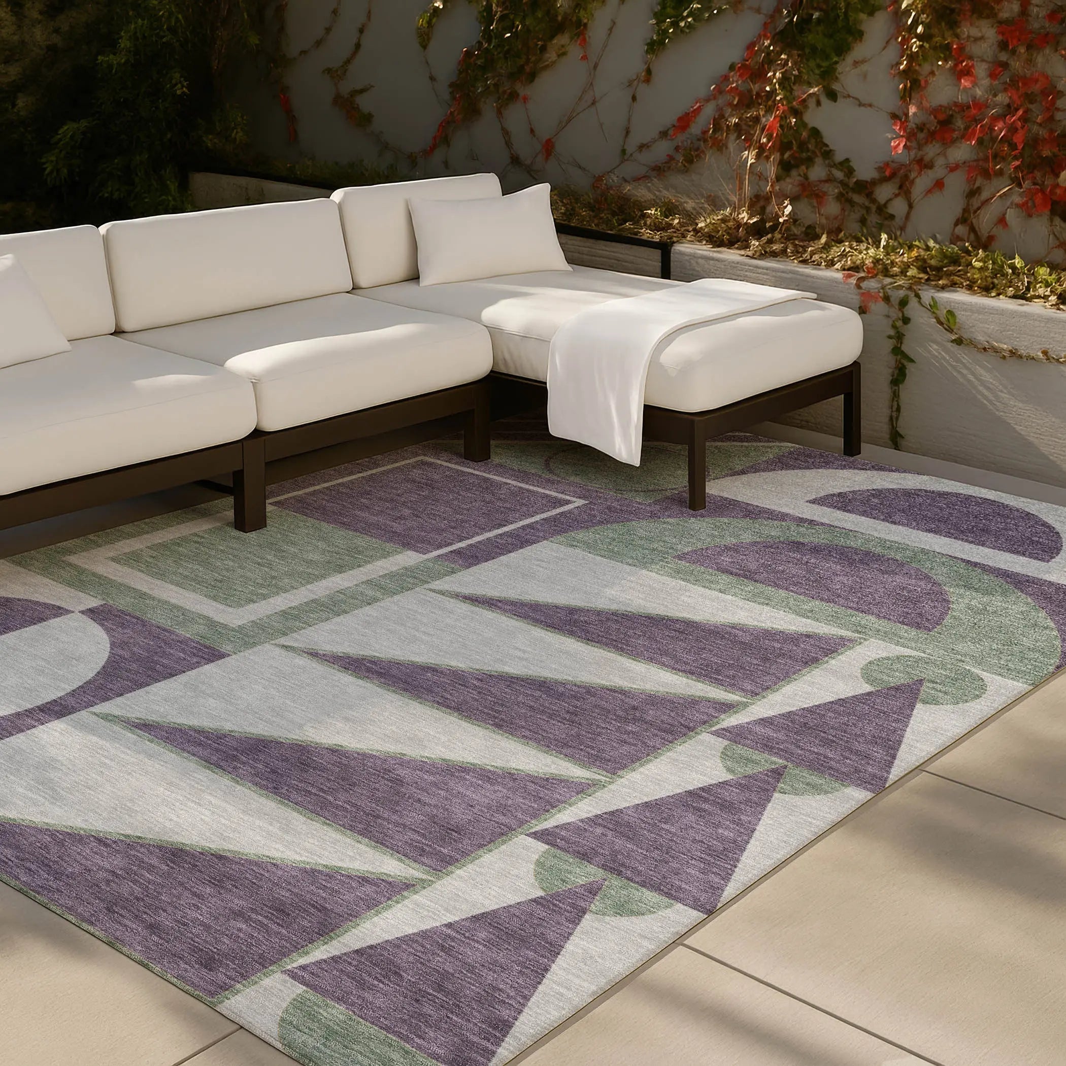 10' X 14' Plum And Silver Geometric Washable Indoor Outdoor Area Rug Homeroots Outdoor