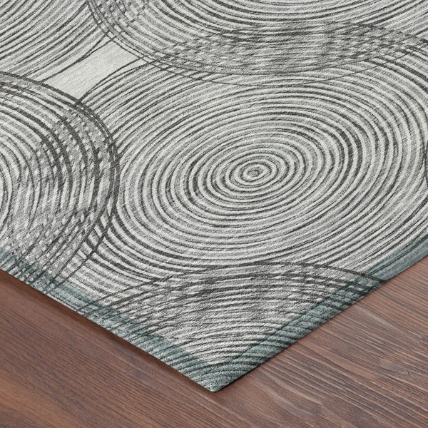 10' X 14' Silver And Ivory Geometric Washable Indoor Outdoor Area Rug Homeroots Outdoor
