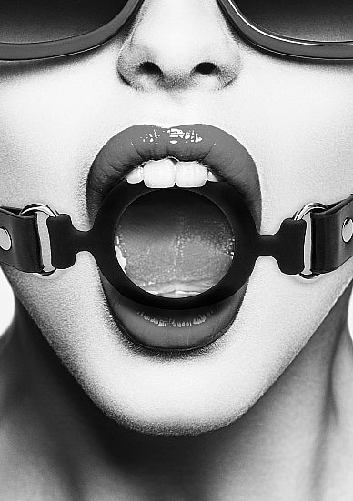 B&w Silicone Ring Gag W/ Adjustable Straps - GreatEagleInc