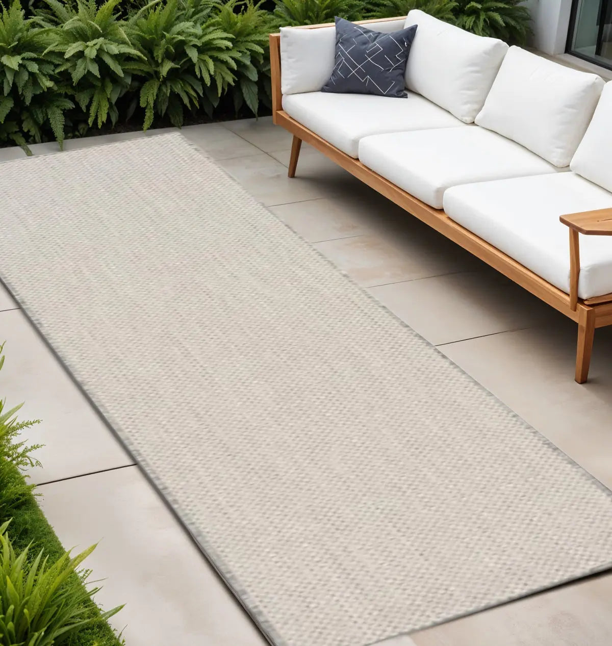 12' Ivory And Silver Geometric Indoor Outdoor Runner Rug Homeroots Outdoor