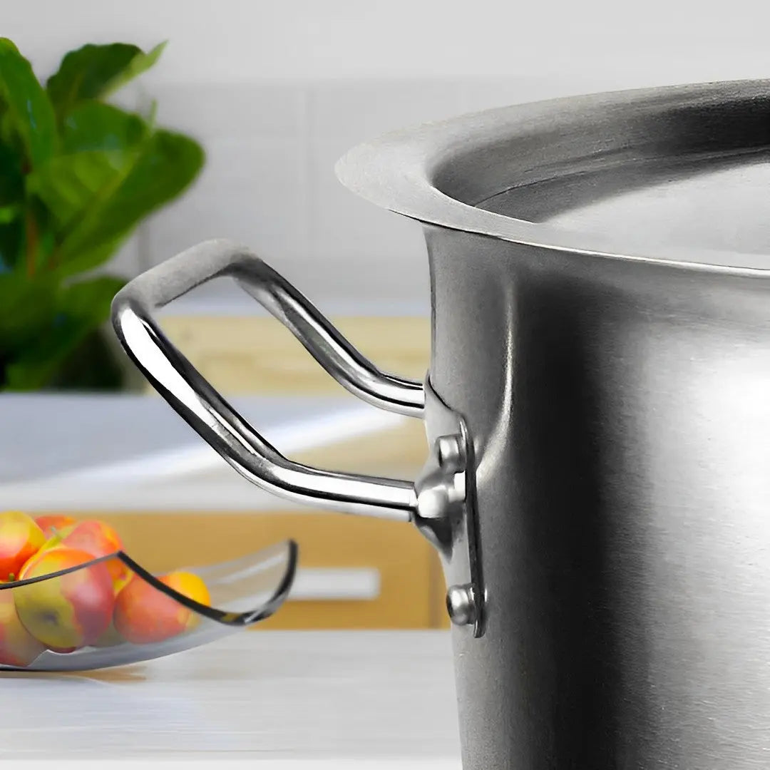 12" Silver Stainless Steel Stock Pot Homeroots Kitchen & Dining