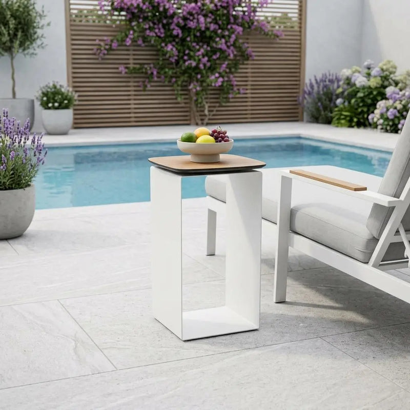 12" White And Brown Aluminum And Heavy Duty Resin Outdoor Side Table Homeroots Outdoor