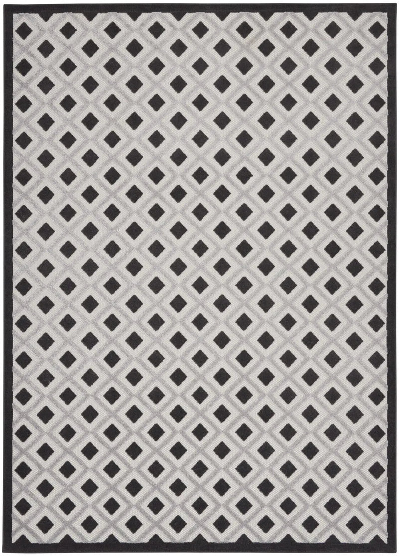 12' X 15' Black And White Gingham Non Skid Indoor Outdoor Area Rug - GreatEagleInc