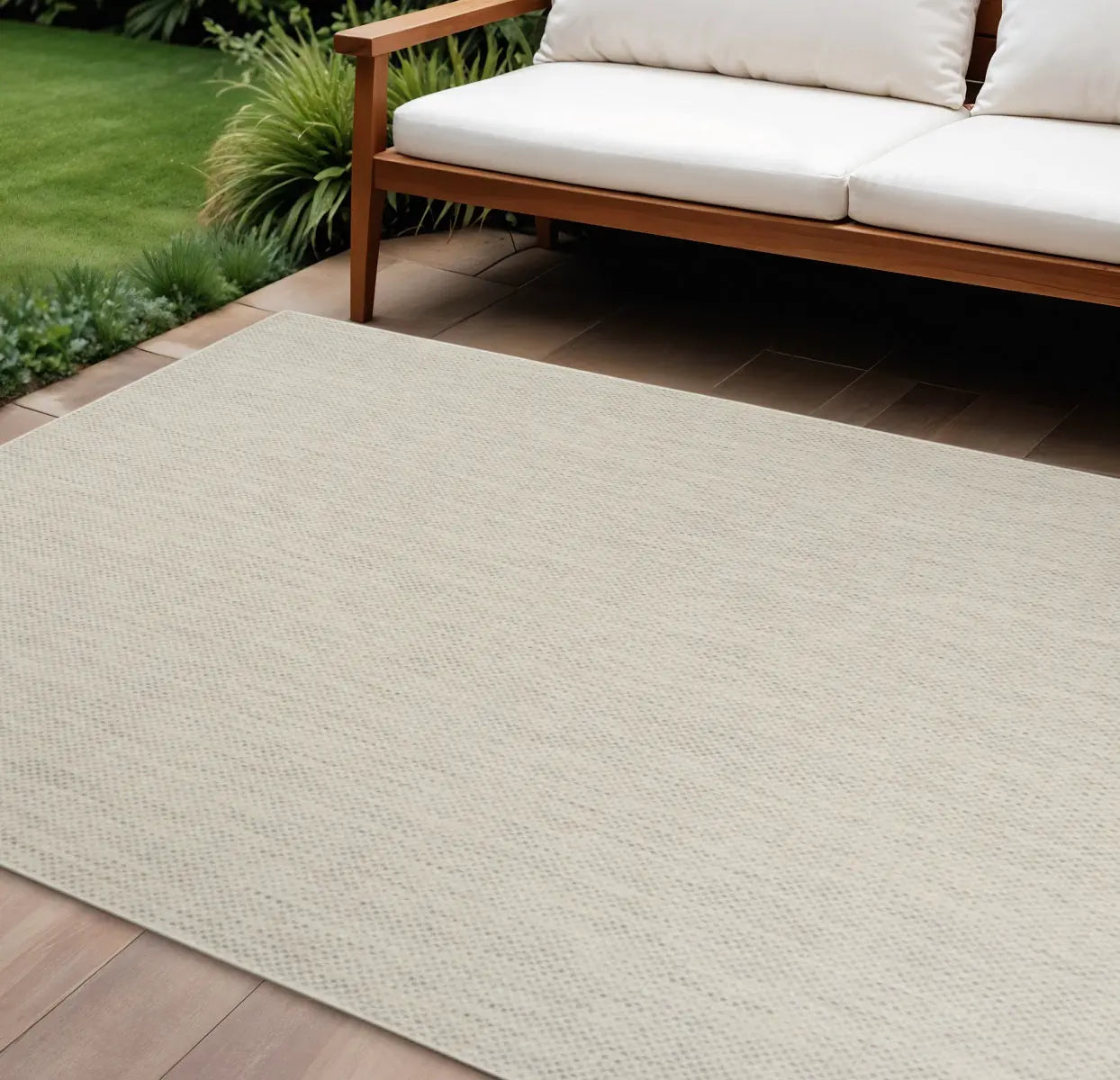 12' X 15' Ivory And Silver Geometric Indoor Outdoor Area Rug Homeroots Outdoor