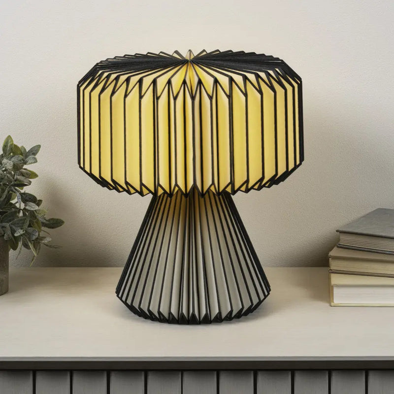 13" Clear Geometric Table Lamp With Cylinder Shade Homeroots Lighting