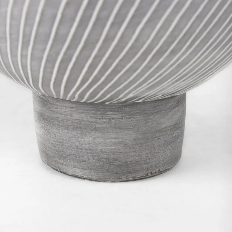 13" Gray And White Ombre Ceramic Round Table Vase Homeroots Home Decor