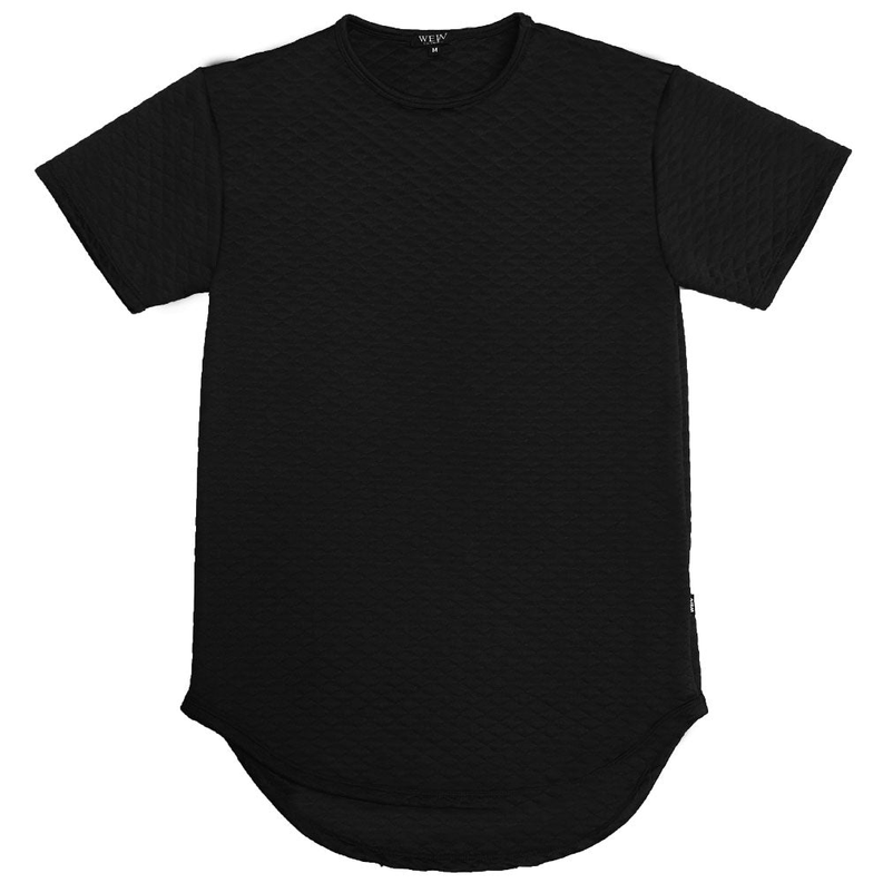 Quilted scallop T-shirt in dark, crew neck, short sleeves, scalloped curved hem