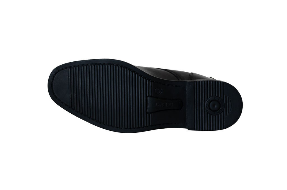 Black knee-high field boot with treaded rubber outsole