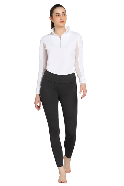 Ladies black bootie tights with pocket, full body front view