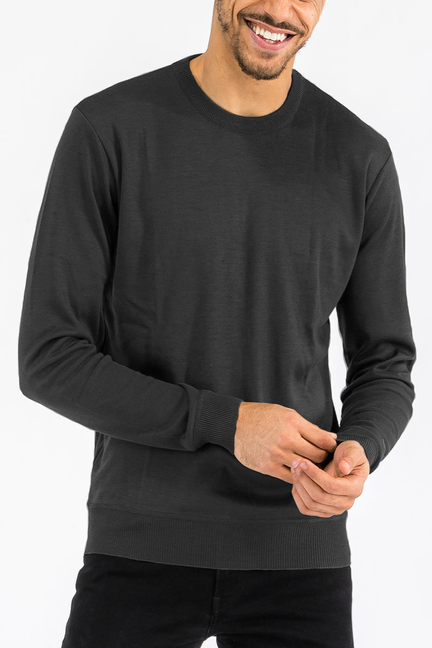Black solid knit sweater with crew neck and long sleeves