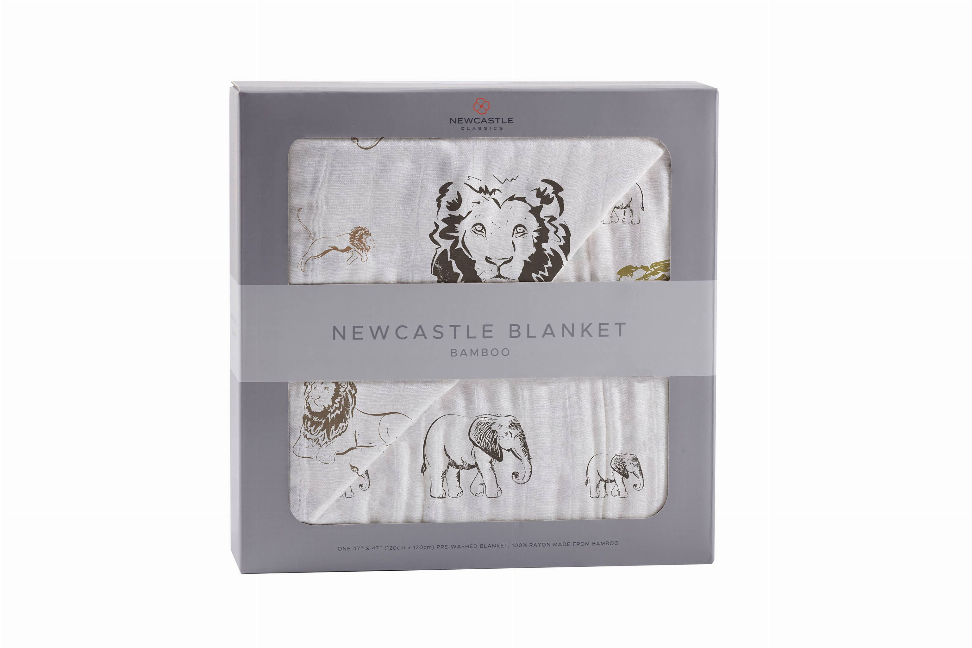 Bamboo blanket in gift box, light gray with safari animal illustrations
