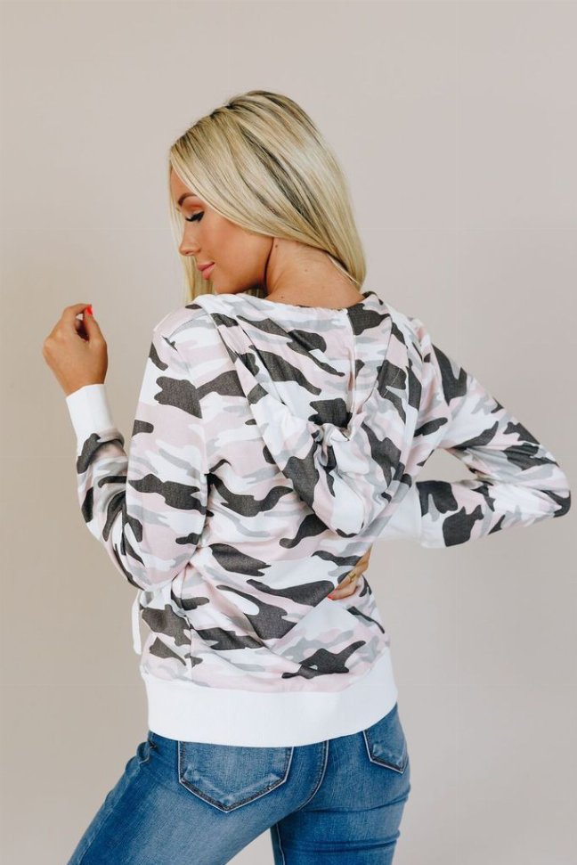 Like Magic Camo Jacket Stay Warm in Style