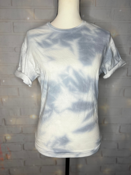 Ice tie-dye cotton T-shirt, light grey-blue swirl pattern, crew neck short sleeves