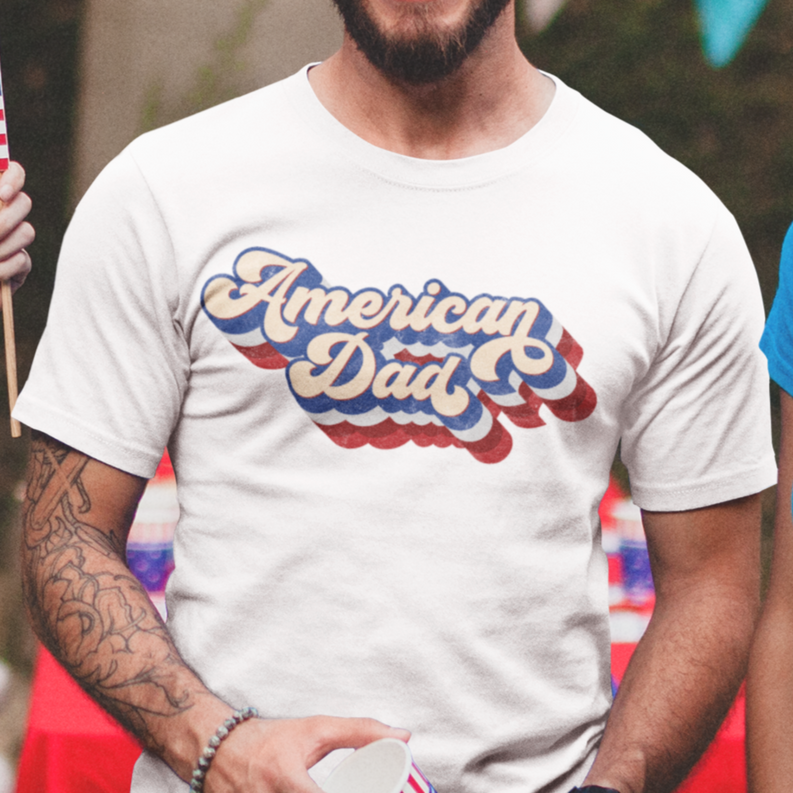 Men's retro American Dad logo T-shirt, white crew neck short sleeves