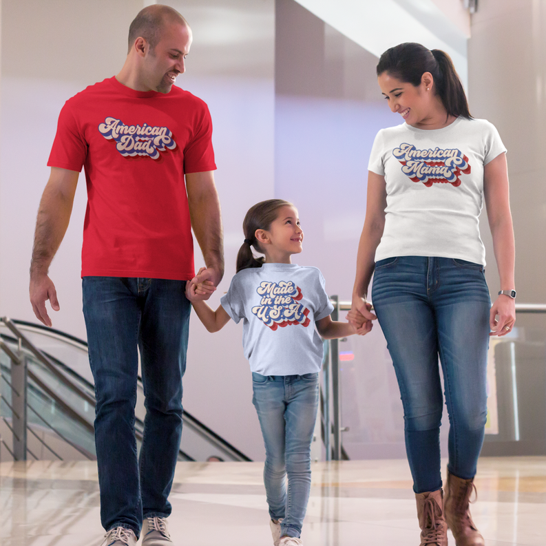 Crew-neck American Dad graphic T-shirts, red and white, short sleeves