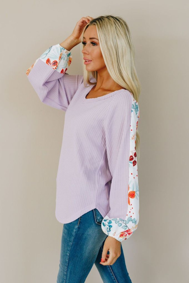 Lavender thermal top with V-neck and contrast floral sleeves