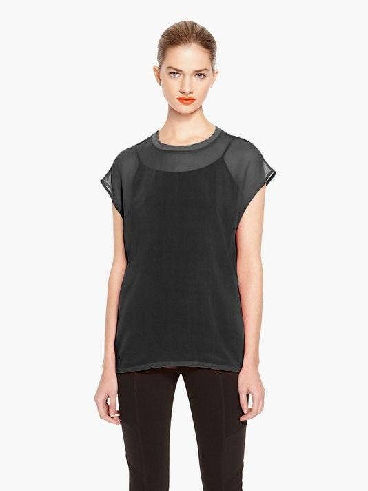 Anna multi-colored bangles top, black short-sleeve crew-neck knit shirt