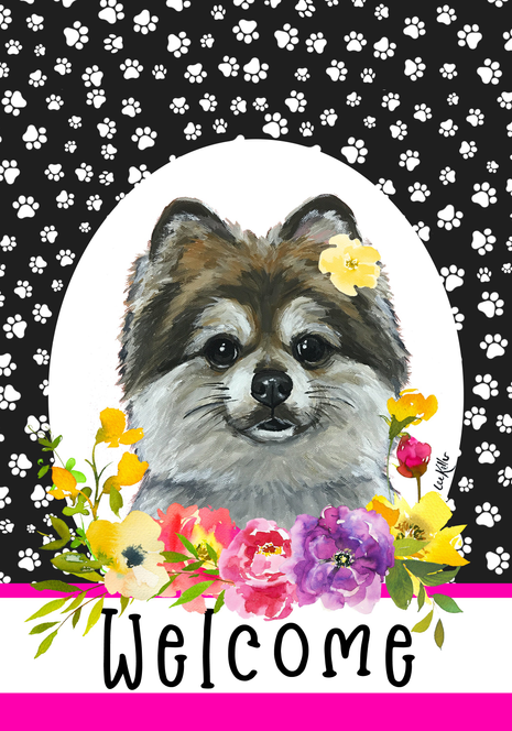 Garden flag with Pomeranian face, flowers, and “Welcome” in paw-print design