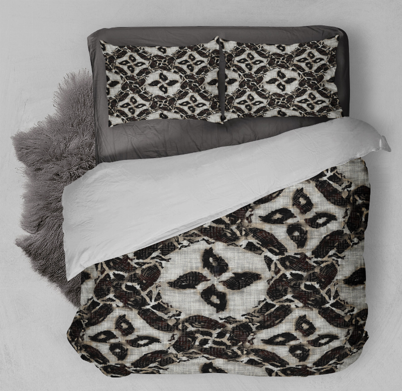 Leopard-print comforter set with two pillow shams and patterned duvet, black and white