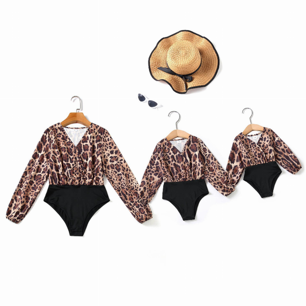 Matching mom and mini me leopard print long-sleeve dress set with black bottoms