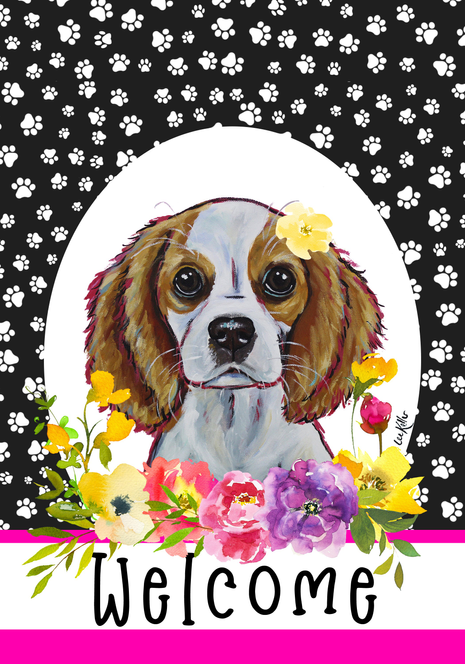Welcome dog house flag with Blenheim Cavalier portrait and paw print pattern, flowers design