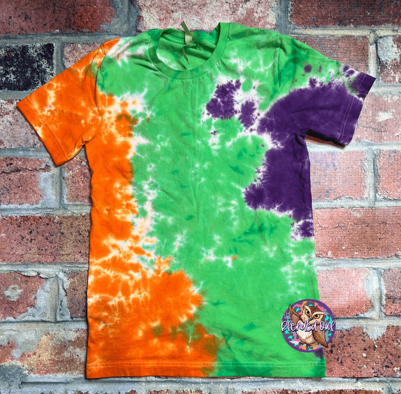 Green tie-dye blank T-shirt with orange spiral and purple panel, crew neck, short sleeves