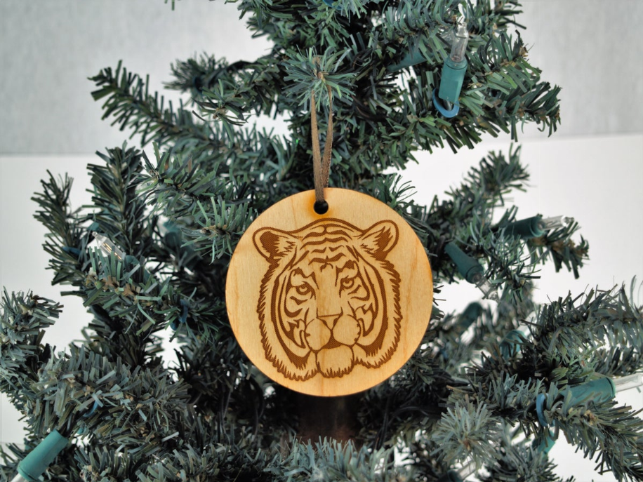 Round wooden tiger head Christmas tree ornament with hanging loop